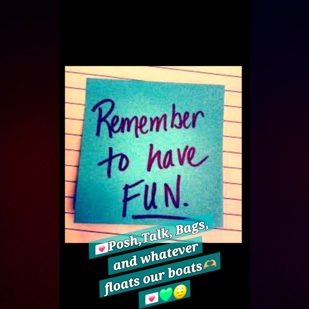 Rockraquel Poshmark Live SHOW! Poshlive! Let's have fun!!💚